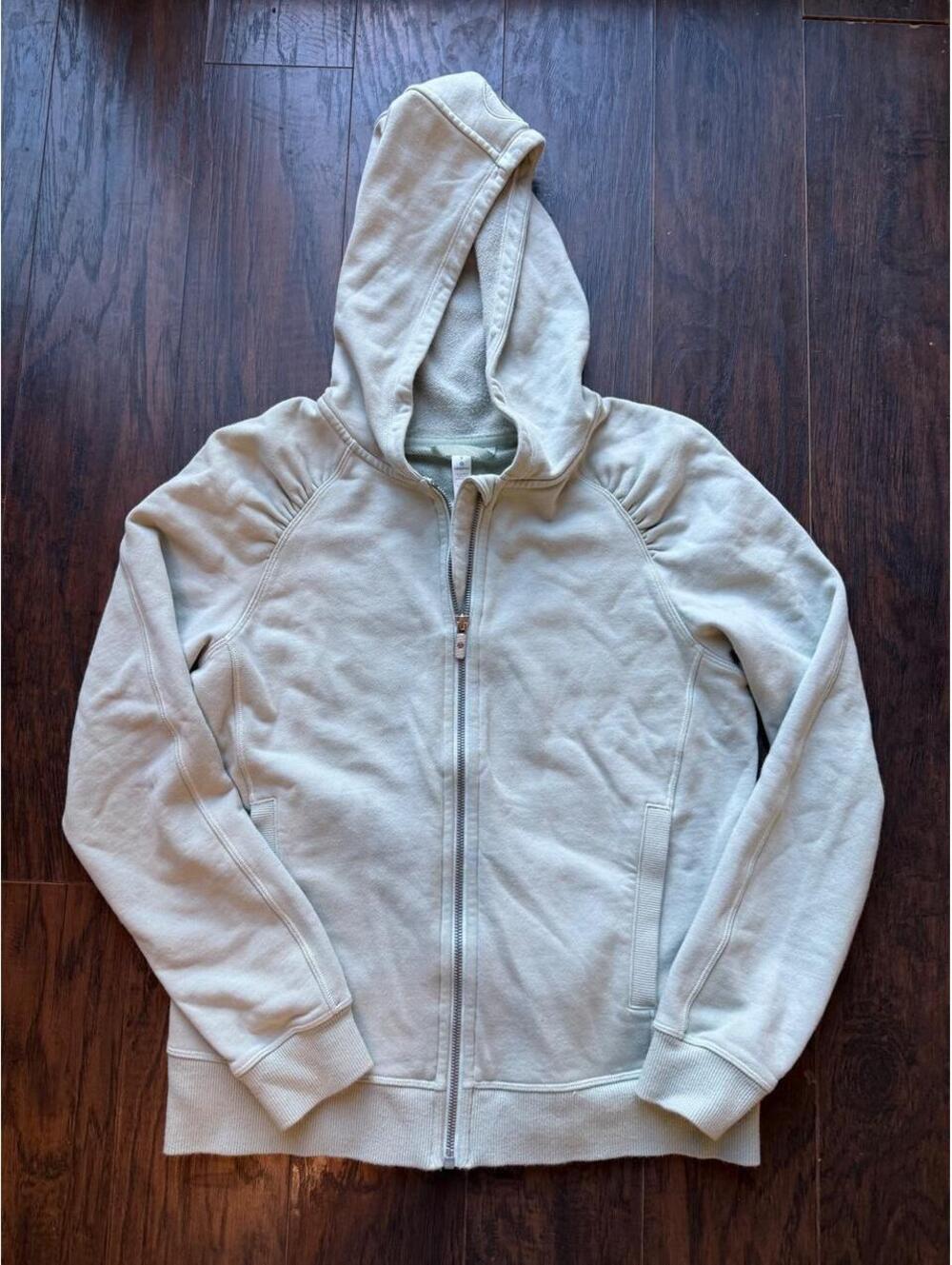 Lululemon Women's Size 8 Beige Zip-Up Hoodie
